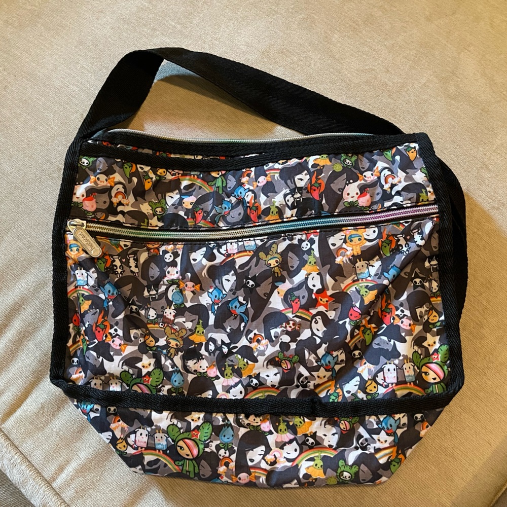 ProSports Flower Spring purse